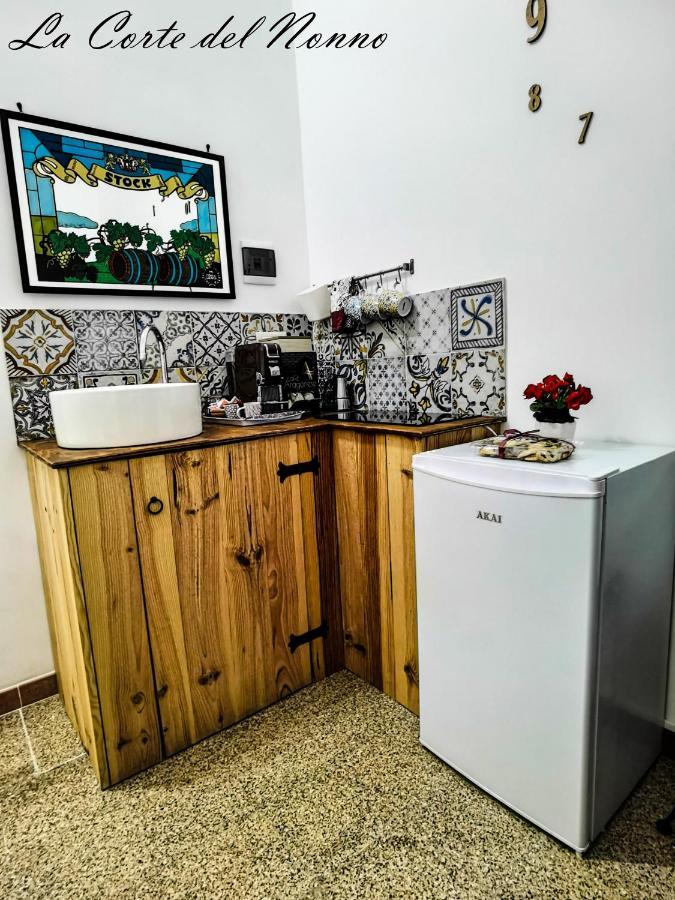 La Corte Del Nonno By Itriahomes Ceglie Messapica Exterior photo